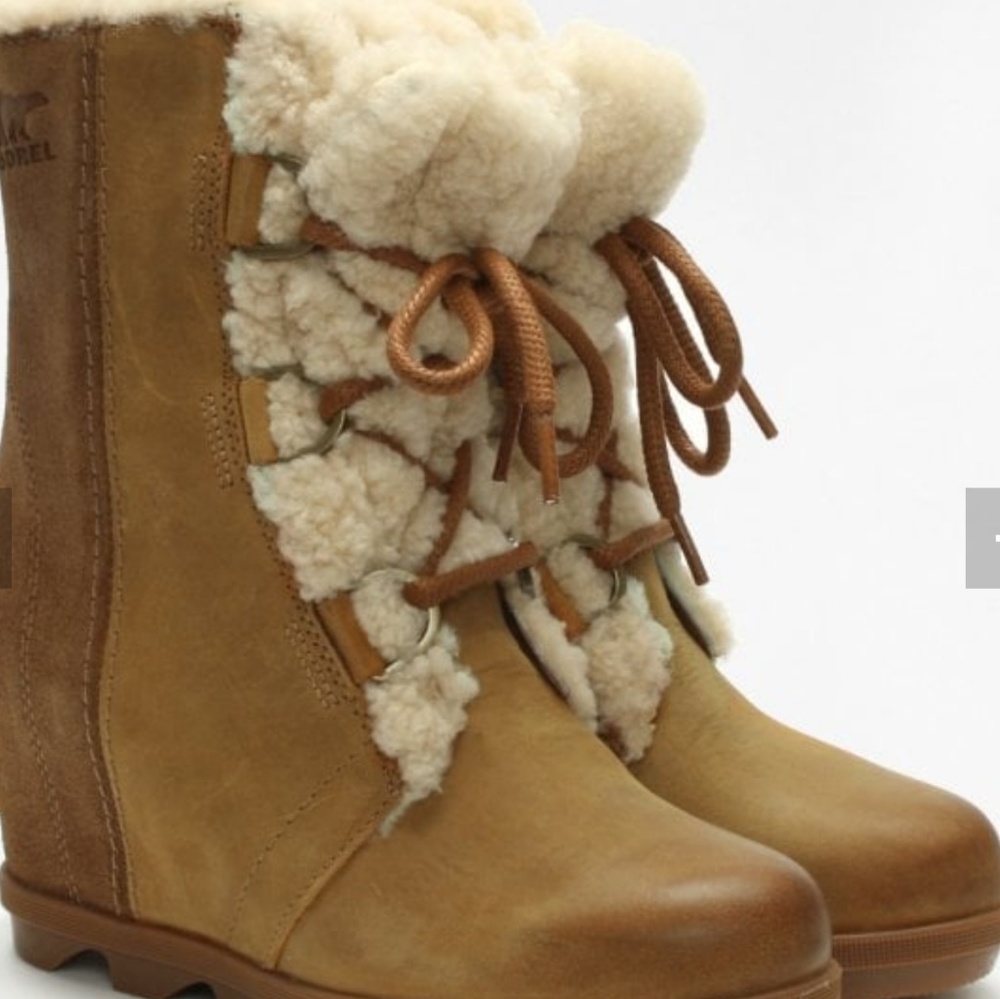 Sorel Tan Ankle Boots with Cream Fur